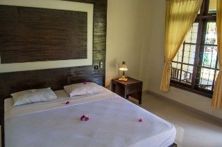 Imagen de la habitación del Hotel Kuta Indah and Restaurant. Foto 14