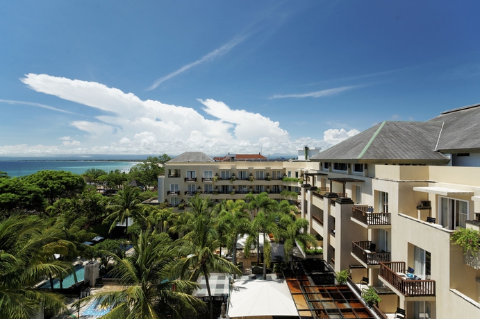 Imagen de los exteriores del Hotel Kuta Paradiso. Foto 7