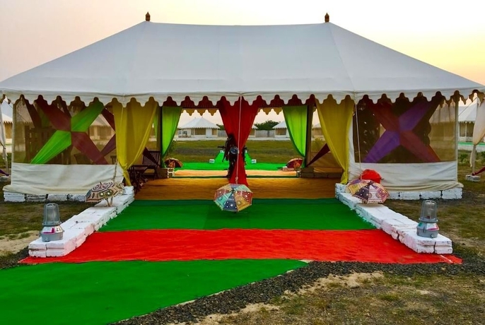 Imagen de los interiores del Hotel Kutch Classic Rider Camp. Foto 15