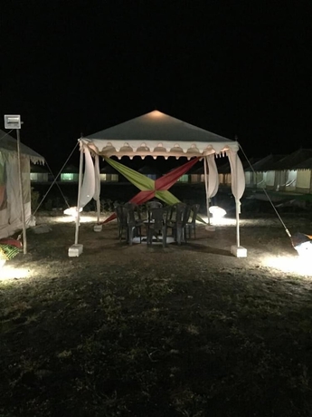 Imagen de los interiores del Hotel Kutch Classic Rider Camp. Foto 16