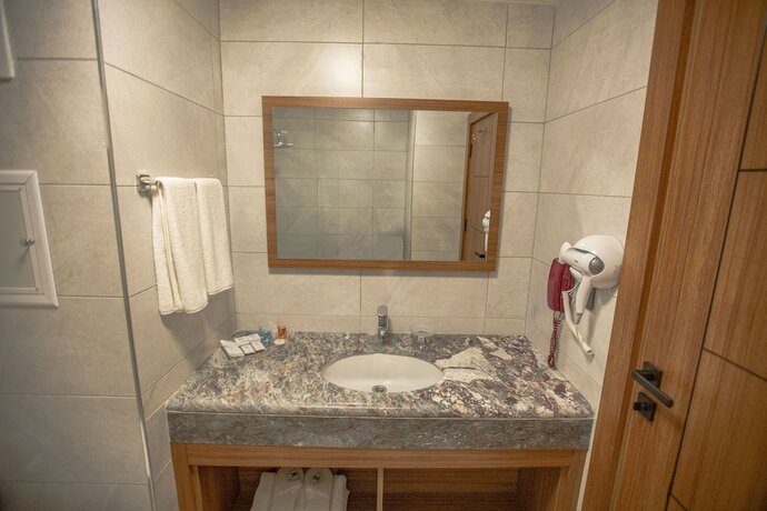 Imagen general del Hotel Kutlucan Oldtown. Foto 10