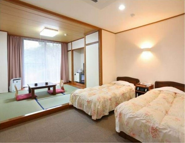 Imagen de la habitación del Hotel Kutsuroginomori Greenpia Yame. Foto 20