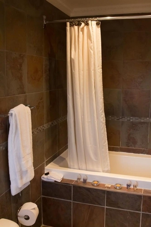 Imagen de la habitación del Hotel Kutuma. Foto 4