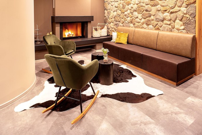 Imagen de los interiores del Hotel K&uuml;hberg. Foto 20