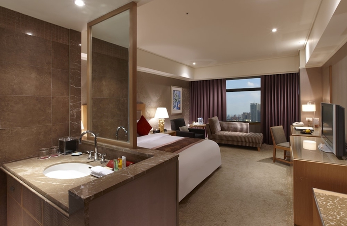 Imagen de la habitación del Hotel Kuva Chateau. Foto 7