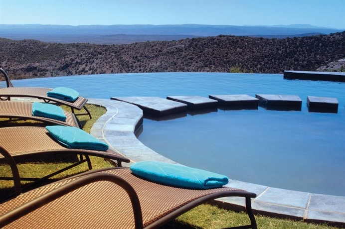 Imagen de la piscina del Hotel Kuzuko Lodge. Foto 15