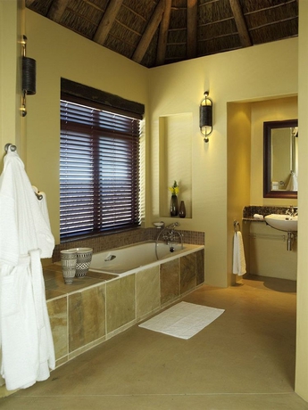 Imagen de la habitación del Hotel Kuzuko Lodge. Foto 5