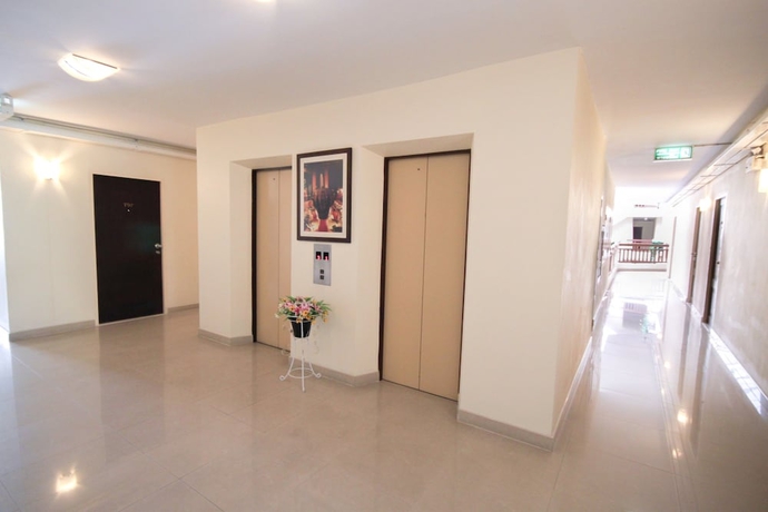 Imagen de los interiores del Hotel Kv Mansion. Foto 18