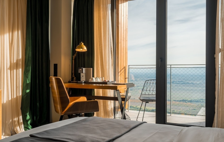 Imagen de la habitación del Hotel Kvareli Lake Resort. Foto 3
