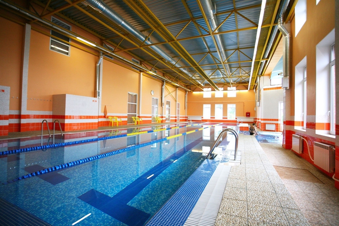 Imagen de la piscina del Hotel K-vizit. Foto 16