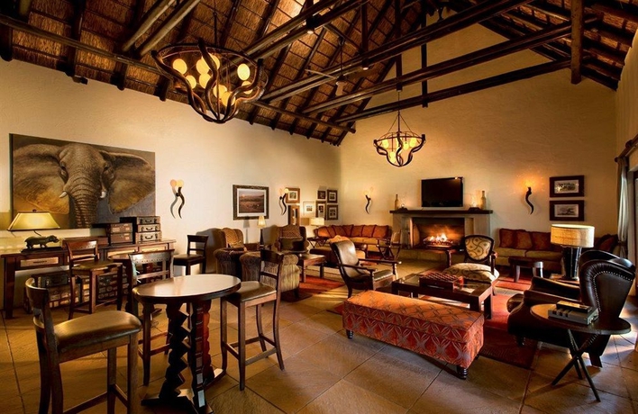 Imagen de los interiores del Hotel Kwa Maritane Bush Lodge. Foto 14