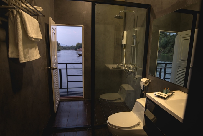 Imagen de la habitación del Hotel Kwai Tara Riverside Villas. Foto 12
