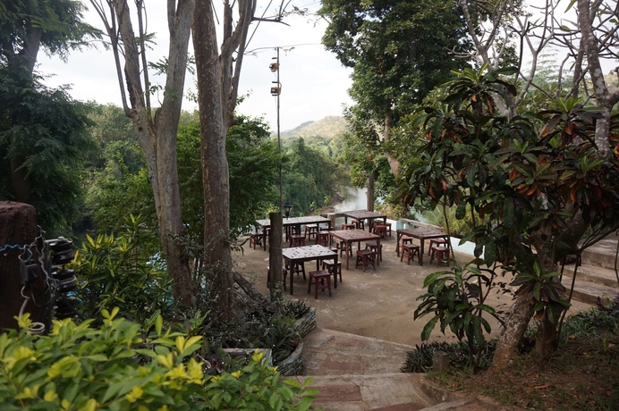 Imagen del bar/restaurante del Hotel Kwainoy Riverpark and Resort. Foto 3