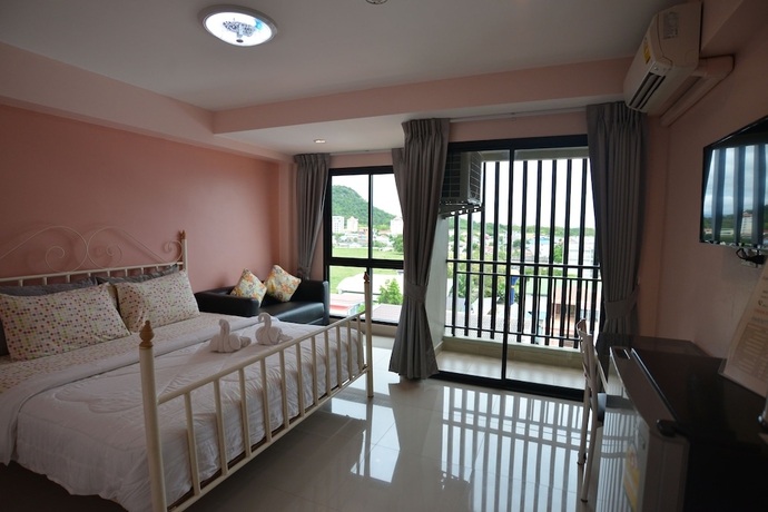 Imagen de los interiores del Hotel Kwanchanok Ville. Foto 13