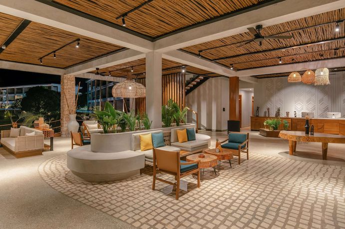 Imagen de los interiores del Hotel Kwanza Resort By Sunrise. Foto 18