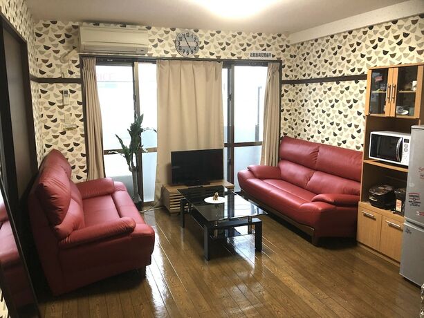 Imagen general del Hotel Ky Apartment Tsubokawa Naha. Foto 14