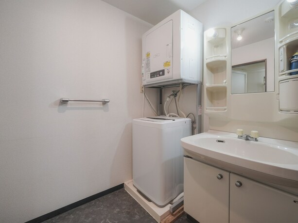 Imagen de la habitación del Hotel Ky Apartment Tsubokawa Naha. Foto 23