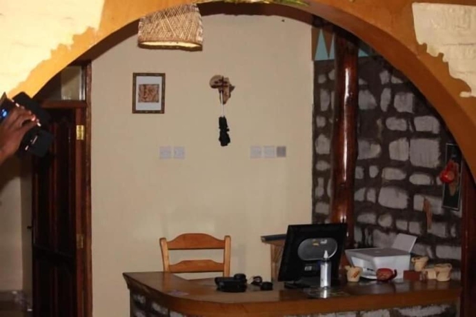 Imagen de los interiores del Hotel Kyaninga Royal Cottage. Foto 18