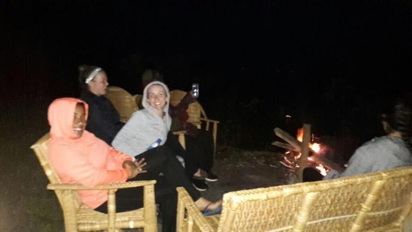 Imagen del bar/restaurante del Hotel Kyaninga Royal Cottage. Foto 4