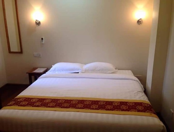 Imagen de la habitación del Hotel Kyaw Myanmar. Foto 15