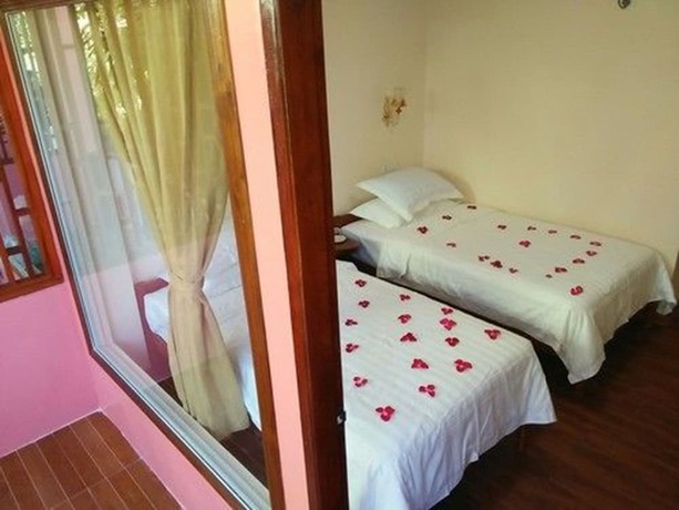 Imagen de la habitación del Hotel Kyaw Ngapali Lodge. Foto 17