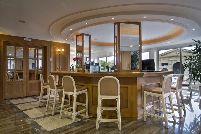 Imagen del bar/restaurante del Hotel Kydon, The Heart City. Foto 4
