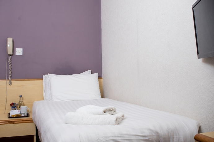 Imagen de la habitación del Hotel Kyle. Foto 13