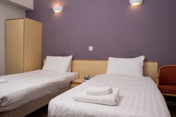 Imagen de la habitación del Hotel Kyle. Foto 14