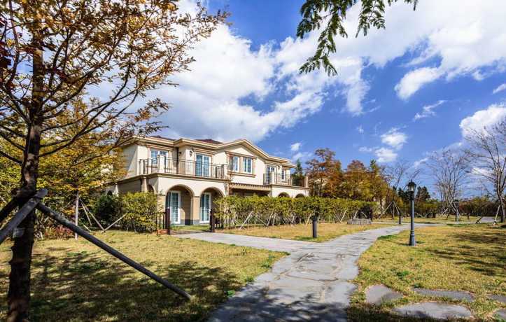 Imagen de los exteriores del Hotel Kylin Villa Resort Jeju. Foto 9
