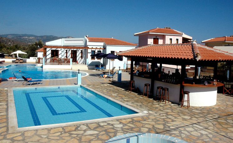 Imagen general del Hotel Kyma, Kampos Marathokampou. Foto 1