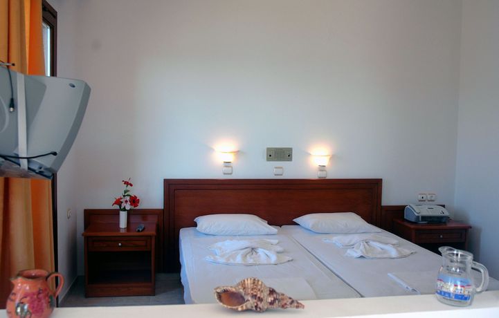 Imagen de la habitación del Hotel Kyma, Kampos Marathokampou. Foto 12