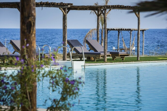 Imagen general del Hotel Kymata Bohemian Beach Resort. Foto 13