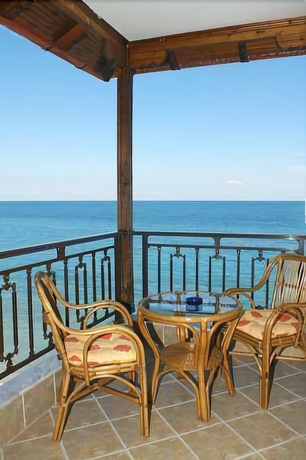 Imagen de la habitación del Hotel Kymata, Dio-Olympos. Foto 10