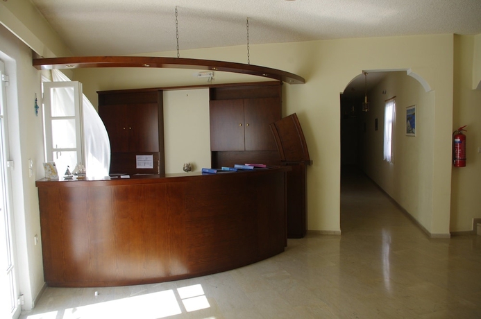 Imagen de los interiores del Hotel Kymata, Kamari. Foto 19