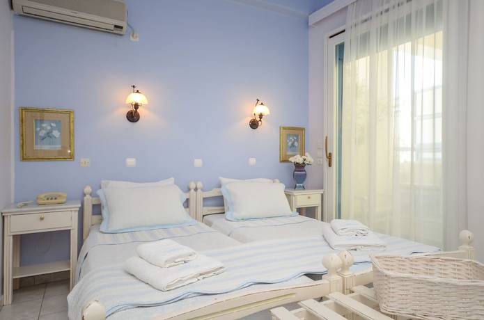 Imagen de la habitación del Hotel Kymata, Naxos. Foto 3