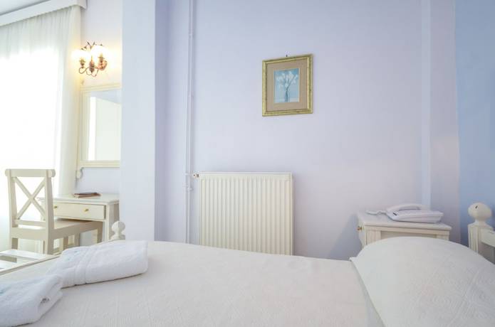 Imagen de la habitación del Hotel Kymata, Naxos. Foto 5