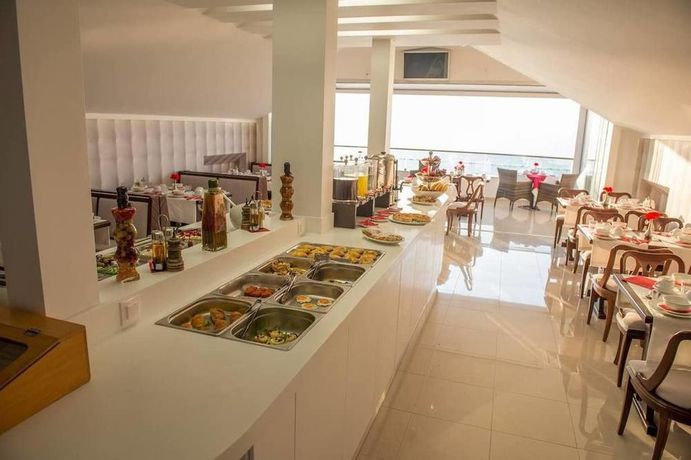 Imagen de los exteriores del Hotel Kymata, Paralia. Foto 14