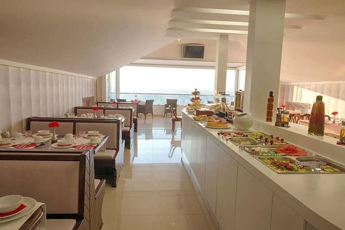 Imagen del bar/restaurante del Hotel Kymata, Paralia. Foto 4