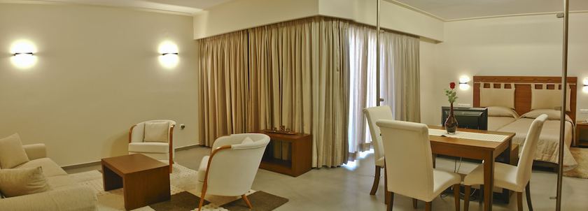 Imagen de la habitación del Hotel Kymi Palace. Foto 8