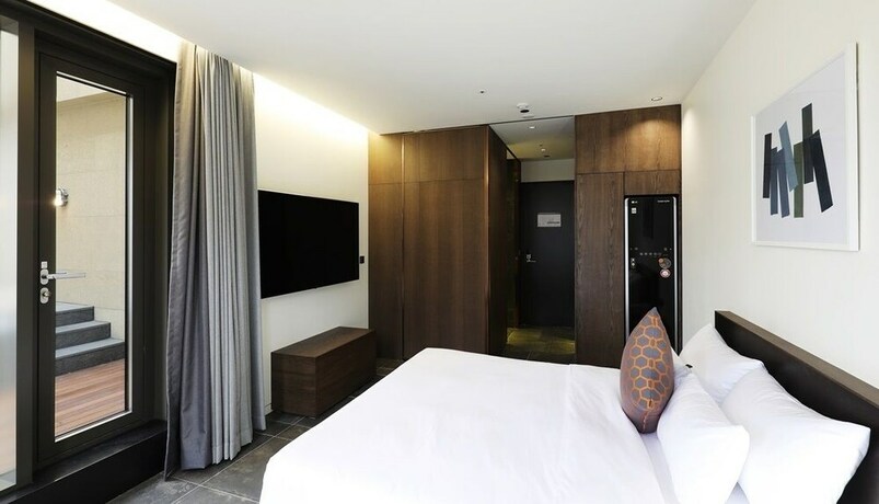 Imagen de la habitación del Hotel Kynd Hotel. Foto 30