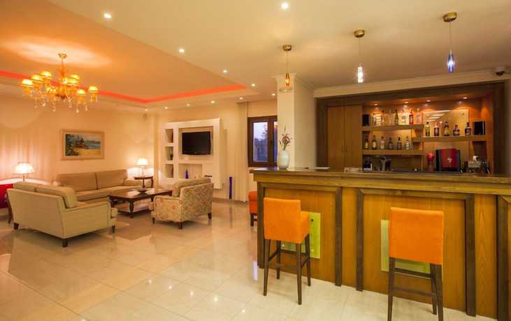 Imagen del bar/restaurante del Hotel Kyniska. Foto 8