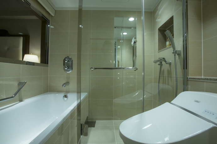 Imagen de la habitación del Hotel Kyoto Century. Foto 7