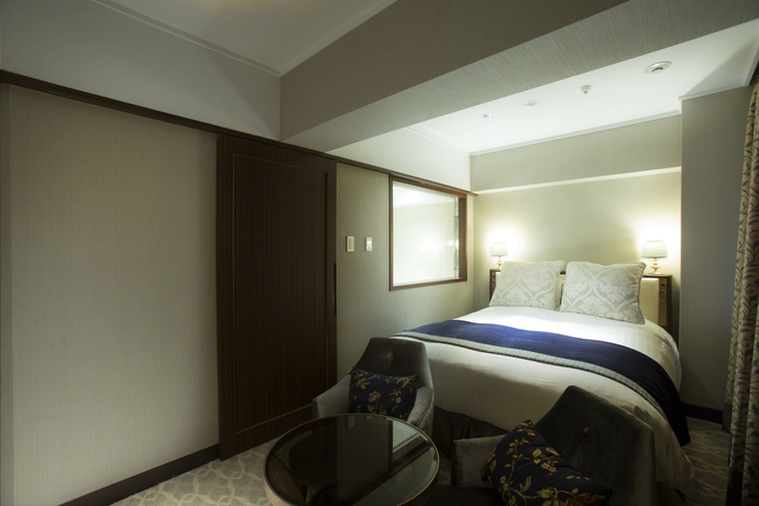 Imagen de la habitación del Hotel Kyoto Century. Foto 10