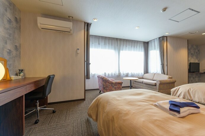 Imagen de la habitación del Hotel Kyoto Eminence. Foto 33