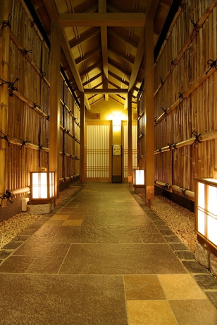 Imagen de los interiores del Hotel Kyoto Higashiyamasou. Foto 8