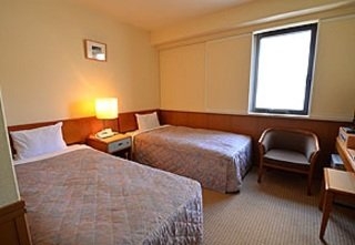 Imagen de la habitación del Hotel Kyoto Horikawa Inn. Foto 9