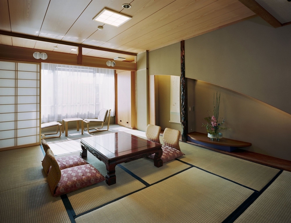 Imagen de los interiores del Hotel Kyoto Kinparo. Foto 10