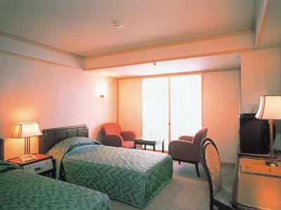 Imagen de la habitación del Hotel Kyoto Kokusai. Foto 4