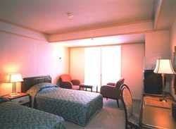 Imagen de la habitación del Hotel Kyoto Kokusai. Foto 6
