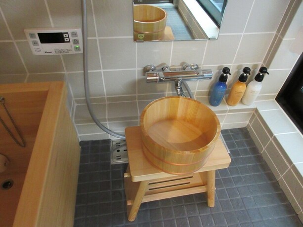 Imagen de la habitación del Hotel Kyoto Oyado Zen. Foto 26